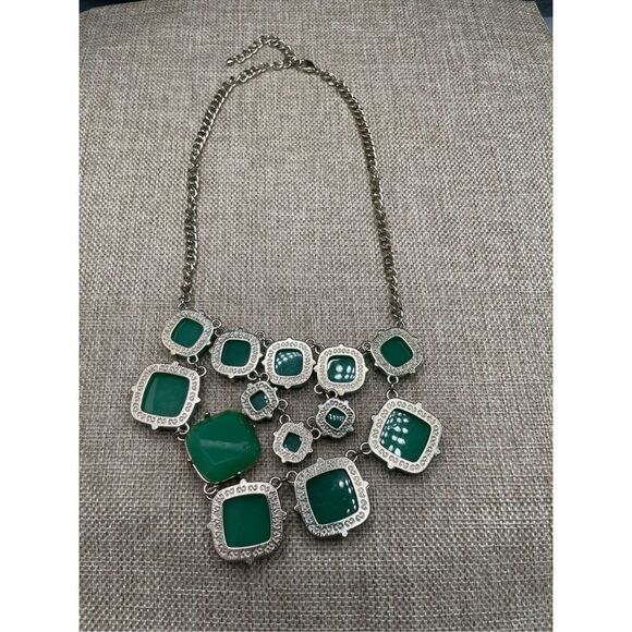 Lime Green Square Cabochon Open Back Cluster Statement 18" Gold Tone Necklace - Picture 4 of 9